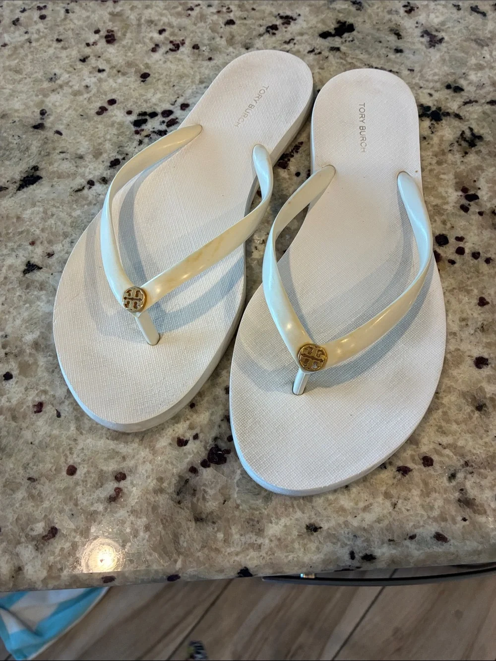 Tory Burch Ivory Logo Flip Flop Sandals - Picture 1 of 4